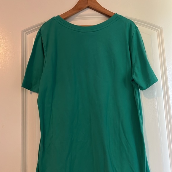 Women’s Nike tee - Picture 2 of 3